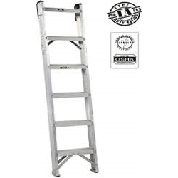 Master™ Shelf Ladder 4'